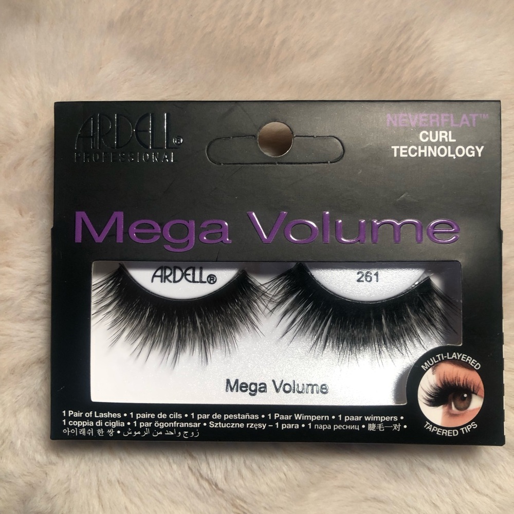 ARDELL PROFESSIONAL Mega Volume Style 261 Black Strip Lashes
